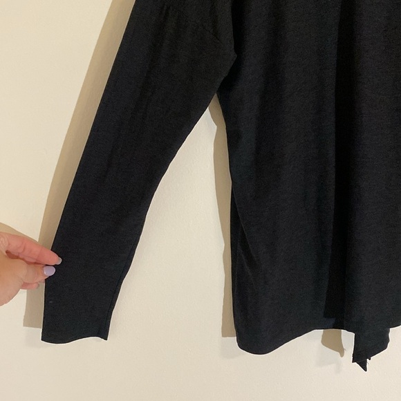 Beyond Yoga Black Draw The Line Pullover Women's Size Small - Picture 3 of 9
